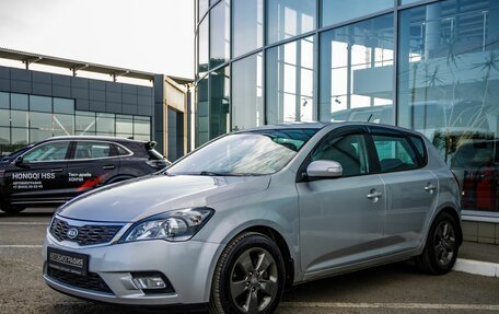 KIA cee'd I рестайлинг, 2010 год, 918 000 рублей, 3 фотография