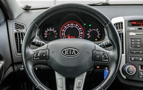KIA cee'd I рестайлинг, 2010 год, 918 000 рублей, 14 фотография