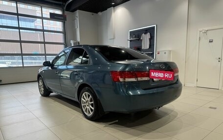 Hyundai Sonata VI, 2005 год, 690 000 рублей, 6 фотография