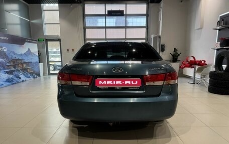 Hyundai Sonata VI, 2005 год, 690 000 рублей, 5 фотография