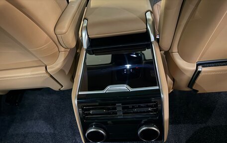 Land Rover Range Rover IV рестайлинг, 2025 год, 26 970 000 рублей, 32 фотография