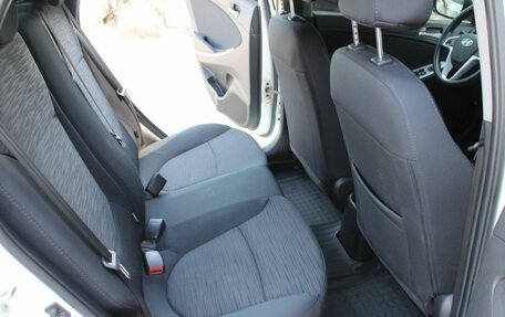 Hyundai Solaris II рестайлинг, 2015 год, 1 290 000 рублей, 13 фотография