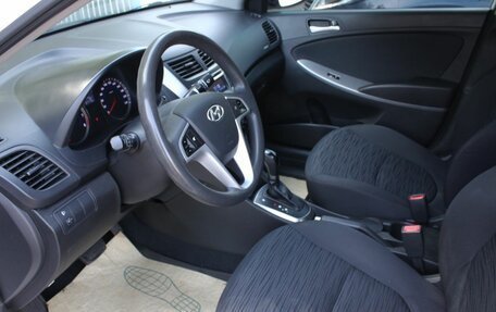Hyundai Solaris II рестайлинг, 2015 год, 1 290 000 рублей, 15 фотография