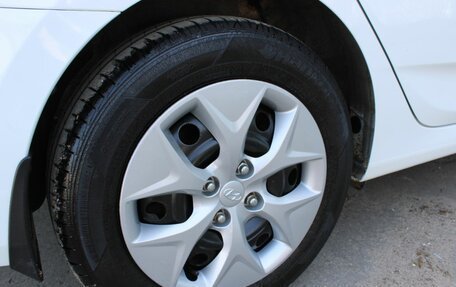 Hyundai Solaris II рестайлинг, 2015 год, 1 290 000 рублей, 22 фотография