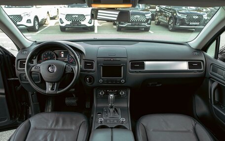 Volkswagen Touareg III, 2012 год, 1 795 000 рублей, 16 фотография
