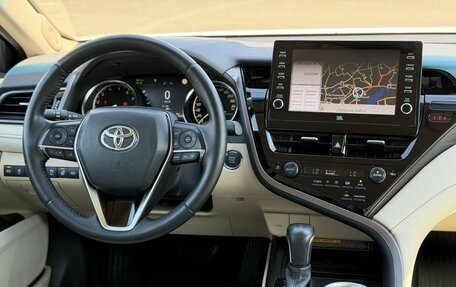 Toyota Camry, 2021 год, 3 350 000 рублей, 17 фотография