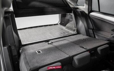 Volkswagen Tiguan II, 2020 год, 2 399 000 рублей, 27 фотография