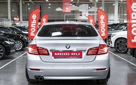 BMW 5 серия, 2013 год, 1 919 000 рублей, 12 фотография