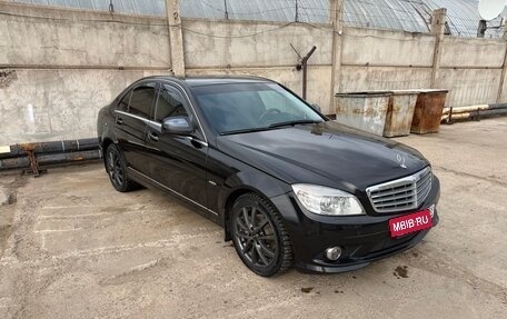 Mercedes-Benz C-Класс, 2008 год, 1 180 000 рублей, 1 фотография