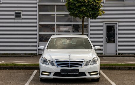 Mercedes-Benz E-Класс, 2013 год, 1 595 000 рублей, 2 фотография