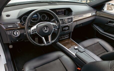Mercedes-Benz E-Класс, 2013 год, 1 595 000 рублей, 13 фотография