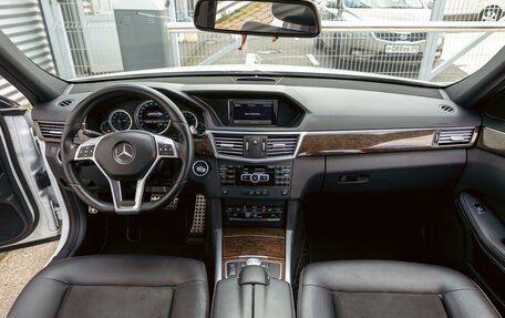 Mercedes-Benz E-Класс, 2013 год, 1 595 000 рублей, 17 фотография