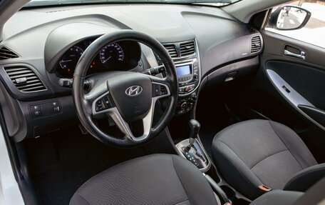 Hyundai Solaris II рестайлинг, 2011 год, 795 000 рублей, 13 фотография
