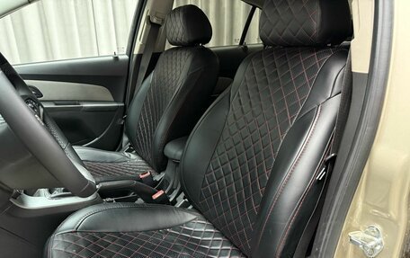 Chevrolet Cruze II, 2011 год, 649 000 рублей, 24 фотография