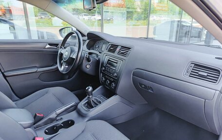 Volkswagen Jetta VI, 2014 год, 909 800 рублей, 13 фотография