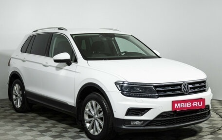 Volkswagen Tiguan II, 2017 год, 2 149 700 рублей, 3 фотография