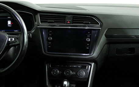 Volkswagen Tiguan II, 2017 год, 2 149 700 рублей, 14 фотография