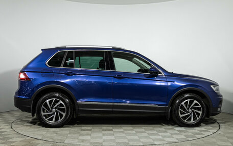Volkswagen Tiguan II, 2018 год, 1 999 700 рублей, 4 фотография