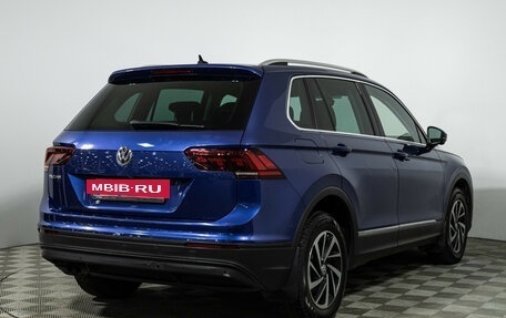Volkswagen Tiguan II, 2018 год, 1 999 700 рублей, 5 фотография
