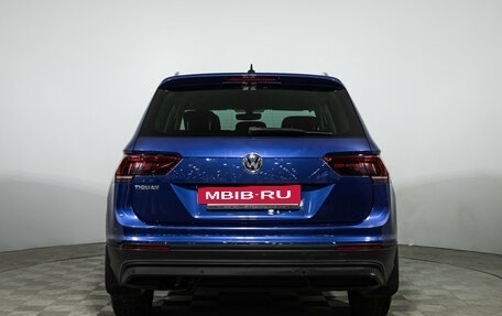 Volkswagen Tiguan II, 2018 год, 1 999 700 рублей, 6 фотография