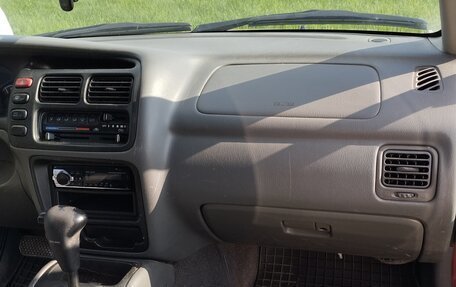 Suzuki Grand Vitara, 2002 год, 400 000 рублей, 25 фотография