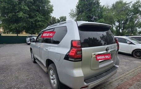 Toyota Land Cruiser Prado 150 рестайлинг 2, 2020 год, 6 000 000 рублей, 4 фотография