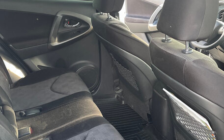 Toyota RAV4, 2010 год, 1 670 000 рублей, 11 фотография
