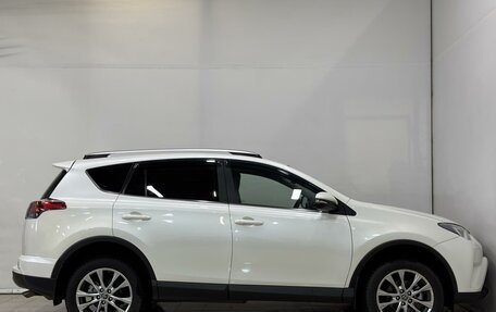 Toyota RAV4, 2017 год, 2 649 000 рублей, 9 фотография