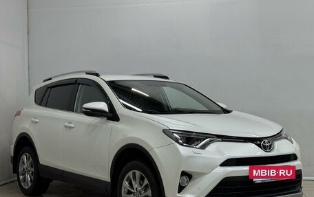Toyota RAV4, 2017 год, 2 649 000 рублей, 10 фотография