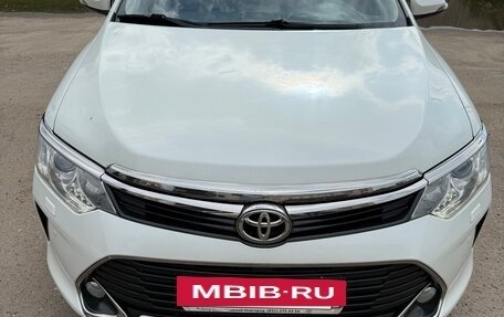 Toyota Camry, 2016 год, 2 600 000 рублей, 2 фотография
