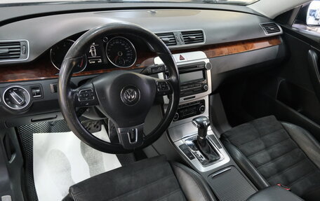 Volkswagen Passat B6, 2010 год, 869 000 рублей, 13 фотография