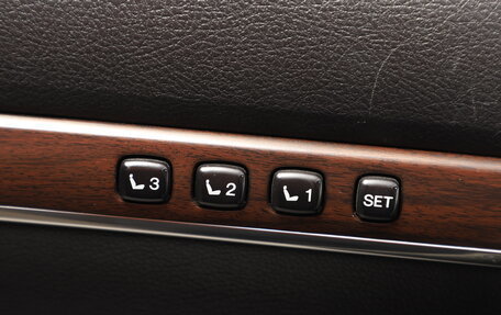Toyota Land Cruiser 200, 2018 год, 73 000 000 рублей, 17 фотография