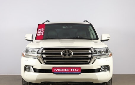 Toyota Land Cruiser 200, 2018 год, 73 000 000 рублей, 3 фотография