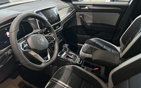 Volkswagen T-Roc I, 2025 год, 3 895 000 рублей, 4 фотография