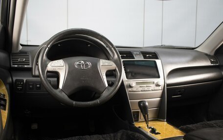 Toyota Camry, 2006 год, 980 000 рублей, 5 фотография