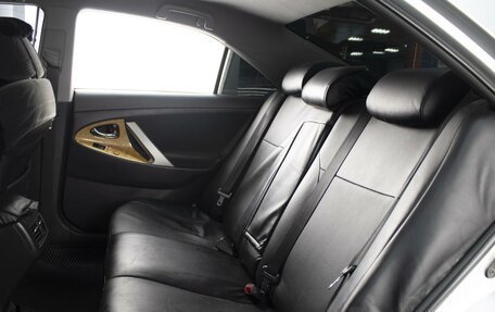 Toyota Camry, 2006 год, 980 000 рублей, 8 фотография