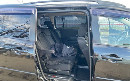 Mazda 5 I рестайлинг, 2008 год, 569 000 рублей, 6 фотография