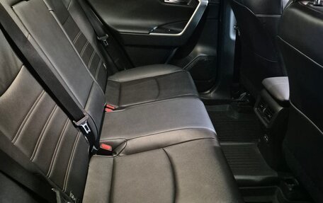 Toyota RAV4, 2023 год, 5 350 000 рублей, 17 фотография