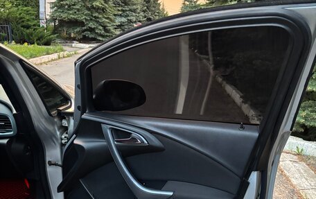 Opel Astra J, 2013 год, 800 000 рублей, 15 фотография