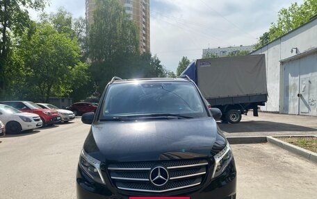Mercedes-Benz Vito, 2017 год, 2 600 000 рублей, 3 фотография