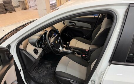 Chevrolet Cruze II, 2013 год, 839 000 рублей, 6 фотография