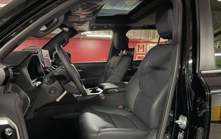 Toyota Land Cruiser, 2026 год, 16 200 000 рублей, 21 фотография