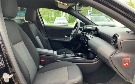 Mercedes-Benz A-Класс, 2019 год, 2 530 000 рублей, 22 фотография