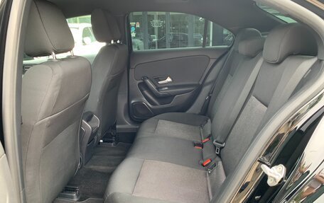 Mercedes-Benz A-Класс, 2019 год, 2 530 000 рублей, 17 фотография
