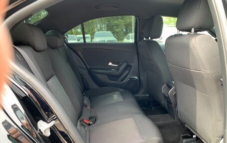 Mercedes-Benz A-Класс, 2019 год, 2 530 000 рублей, 20 фотография