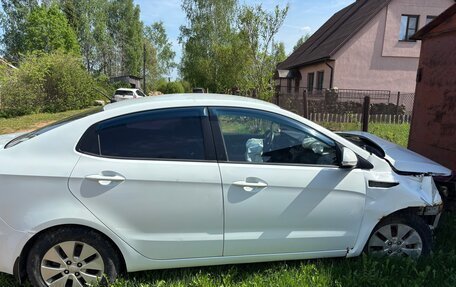 KIA Rio III рестайлинг, 2012 год, 350 000 рублей, 2 фотография
