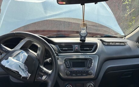 KIA Rio III рестайлинг, 2012 год, 350 000 рублей, 10 фотография