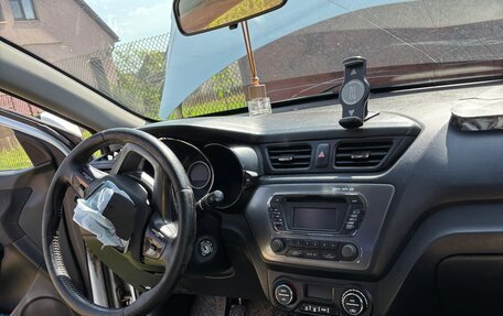 KIA Rio III рестайлинг, 2012 год, 350 000 рублей, 7 фотография