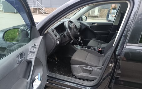 Volkswagen Tiguan I, 2012 год, 900 000 рублей, 2 фотография