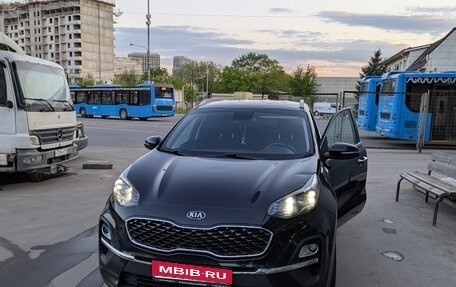 KIA Sportage IV рестайлинг, 2021 год, 2 700 000 рублей, 1 фотография